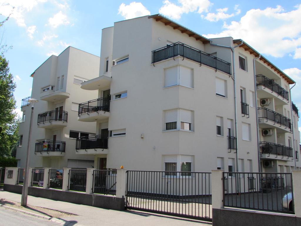 Myflat Siofok Beach Apartment Luaran gambar